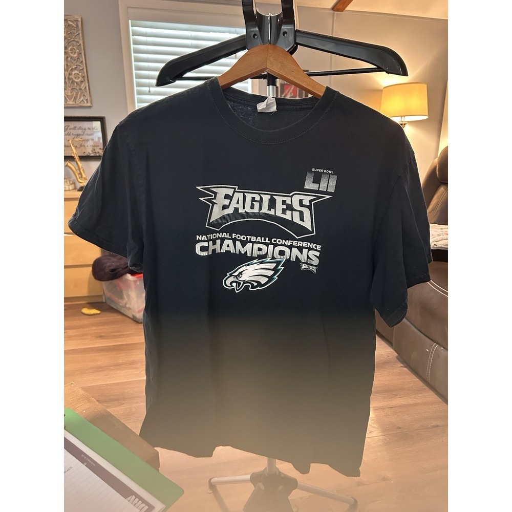 SUPER BOWL CHAMPIONS‎ 2017 Philadelphia Eagles t-shirt Large